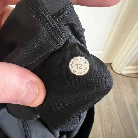 Lululemon Wunder Under High-Rise 25" *Full-On Luxtreme Sz 12 - Picture 6 of 6